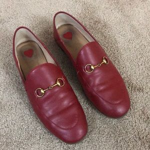 Red buckle loafer
